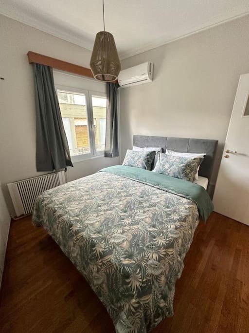 Apartment House In Plaka Athens
