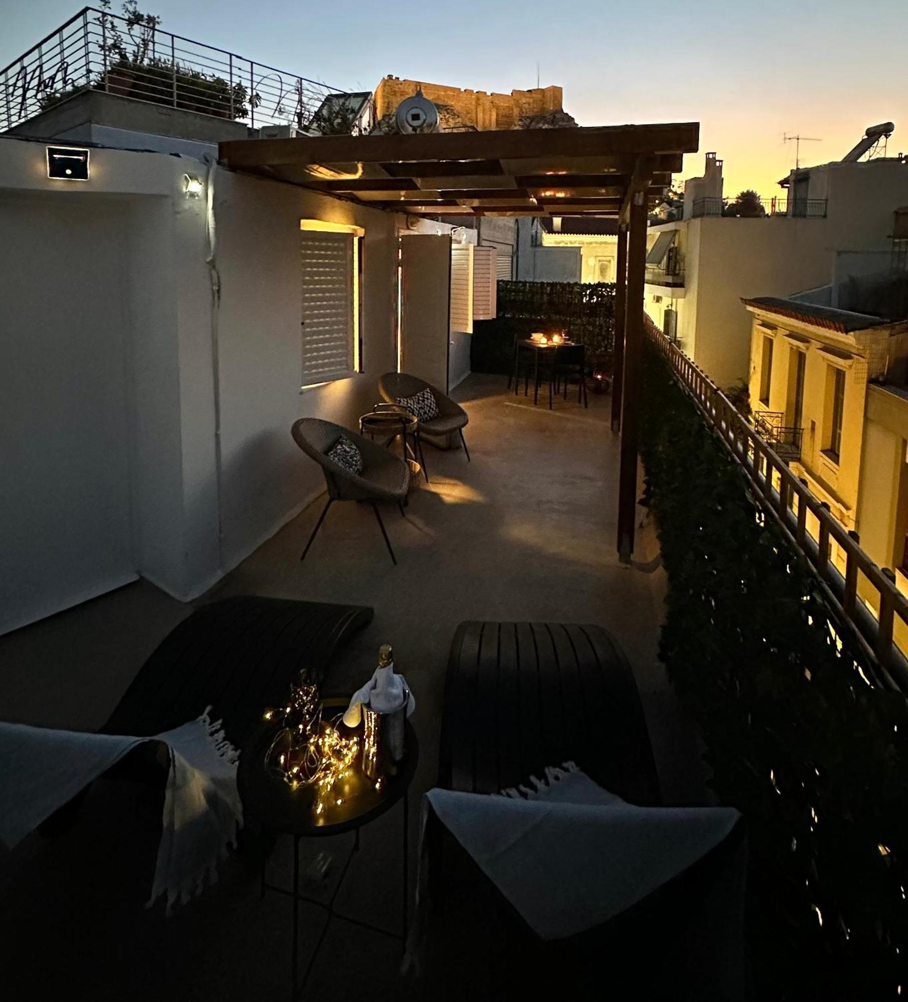 House In Plaka Apartment