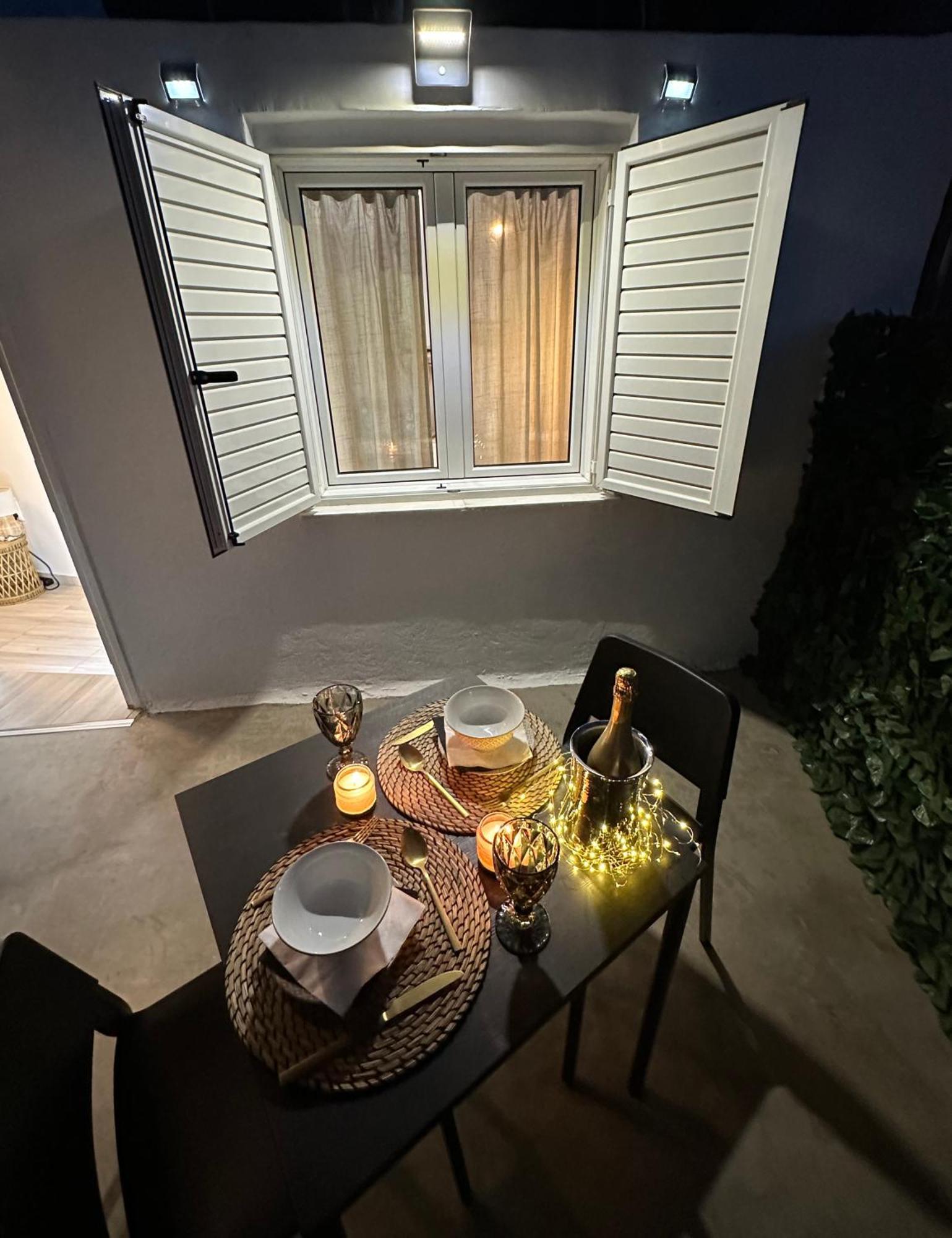 Apartment House In Plaka